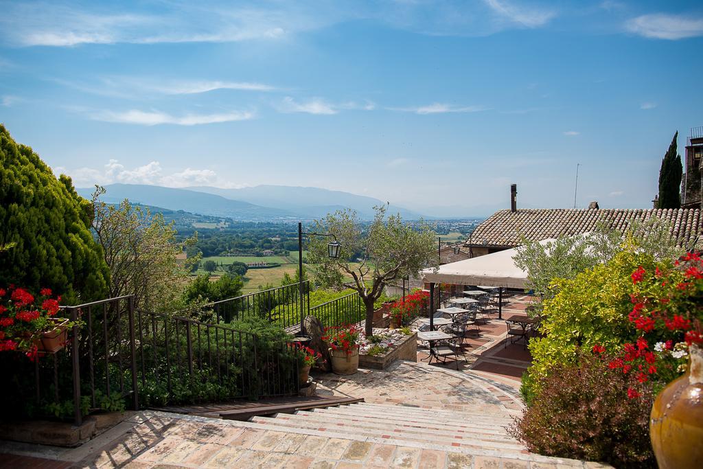 Hotel La Bastiglia Spello Exterior foto